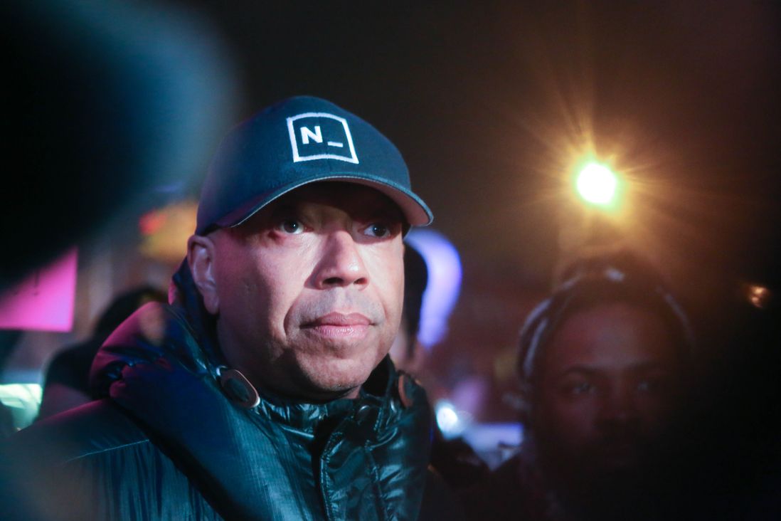 Russell Simmons made a brief appearance to lend his support to the protest.<br>